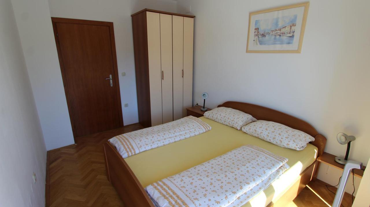 Apartmani Totic Малинска Екстериор снимка