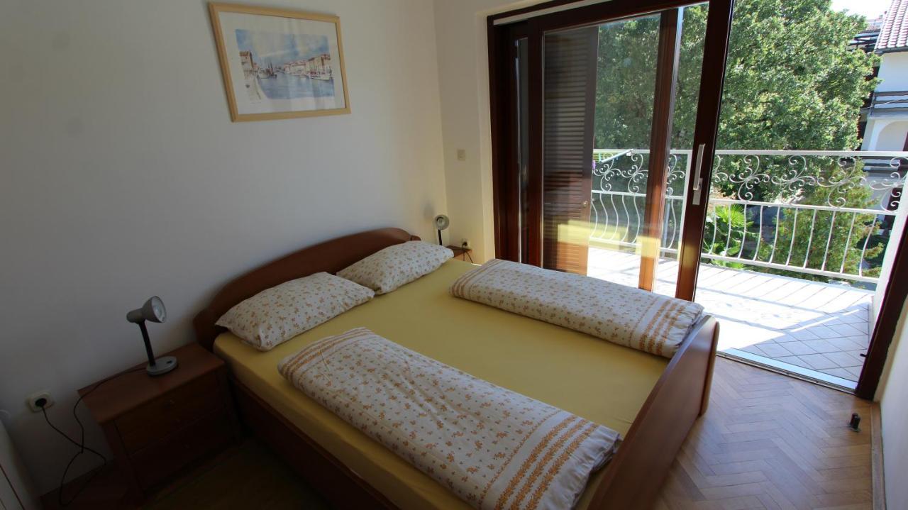 Apartmani Totic Малинска Екстериор снимка