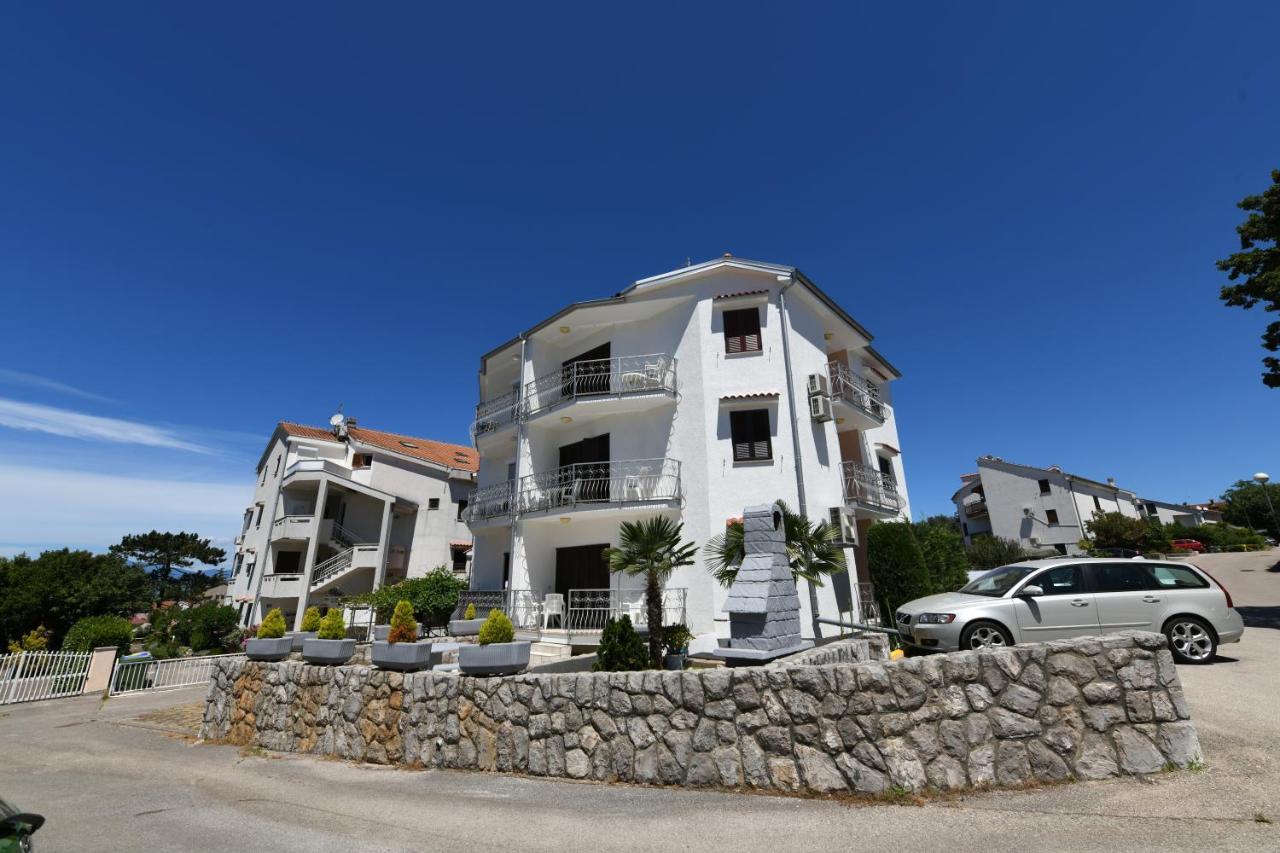 Apartmani Totic Малинска Екстериор снимка