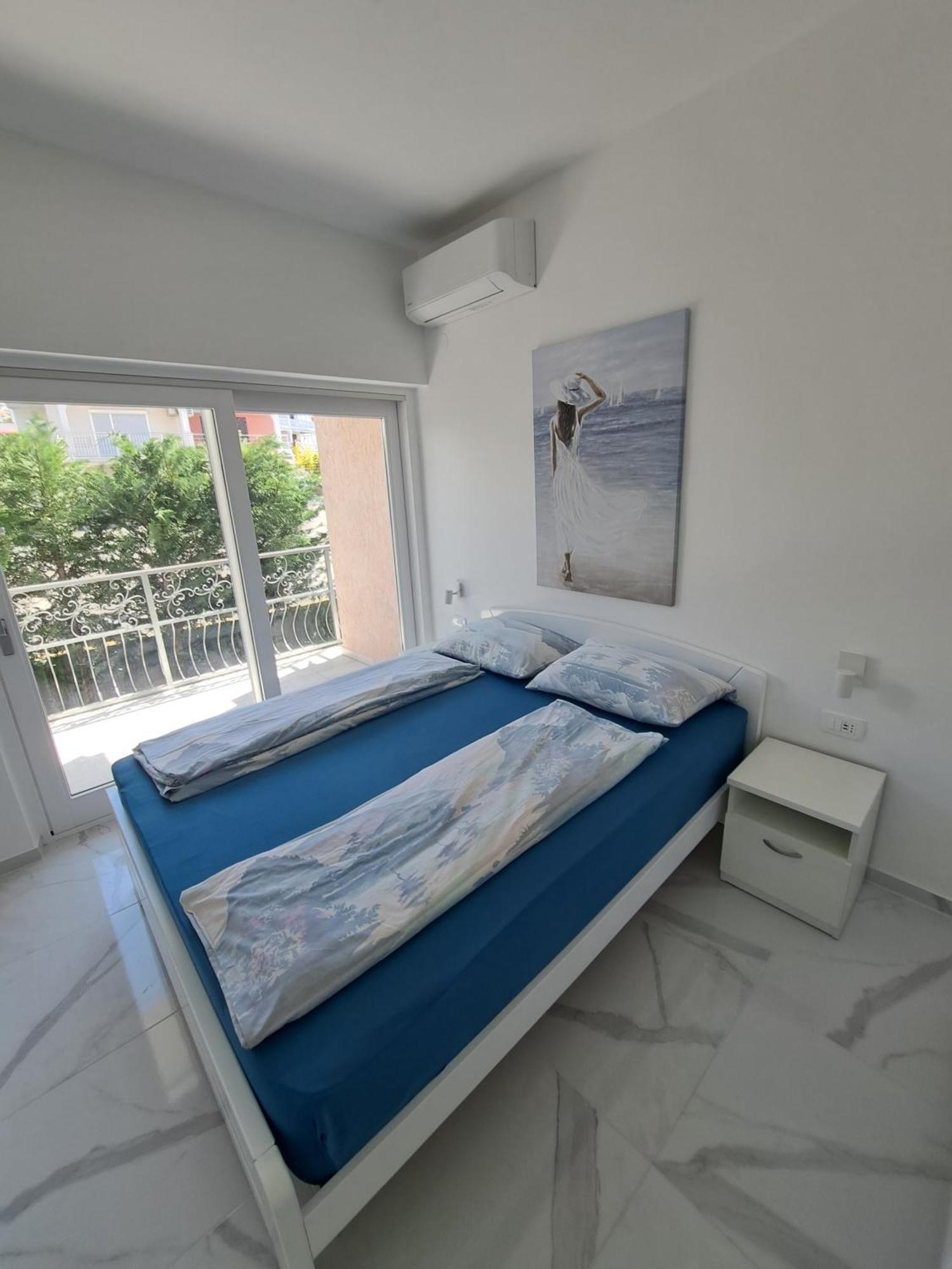 Apartmani Totic Малинска Екстериор снимка